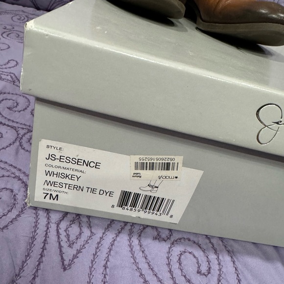 Jessica Simpson - Picture 10 of 10